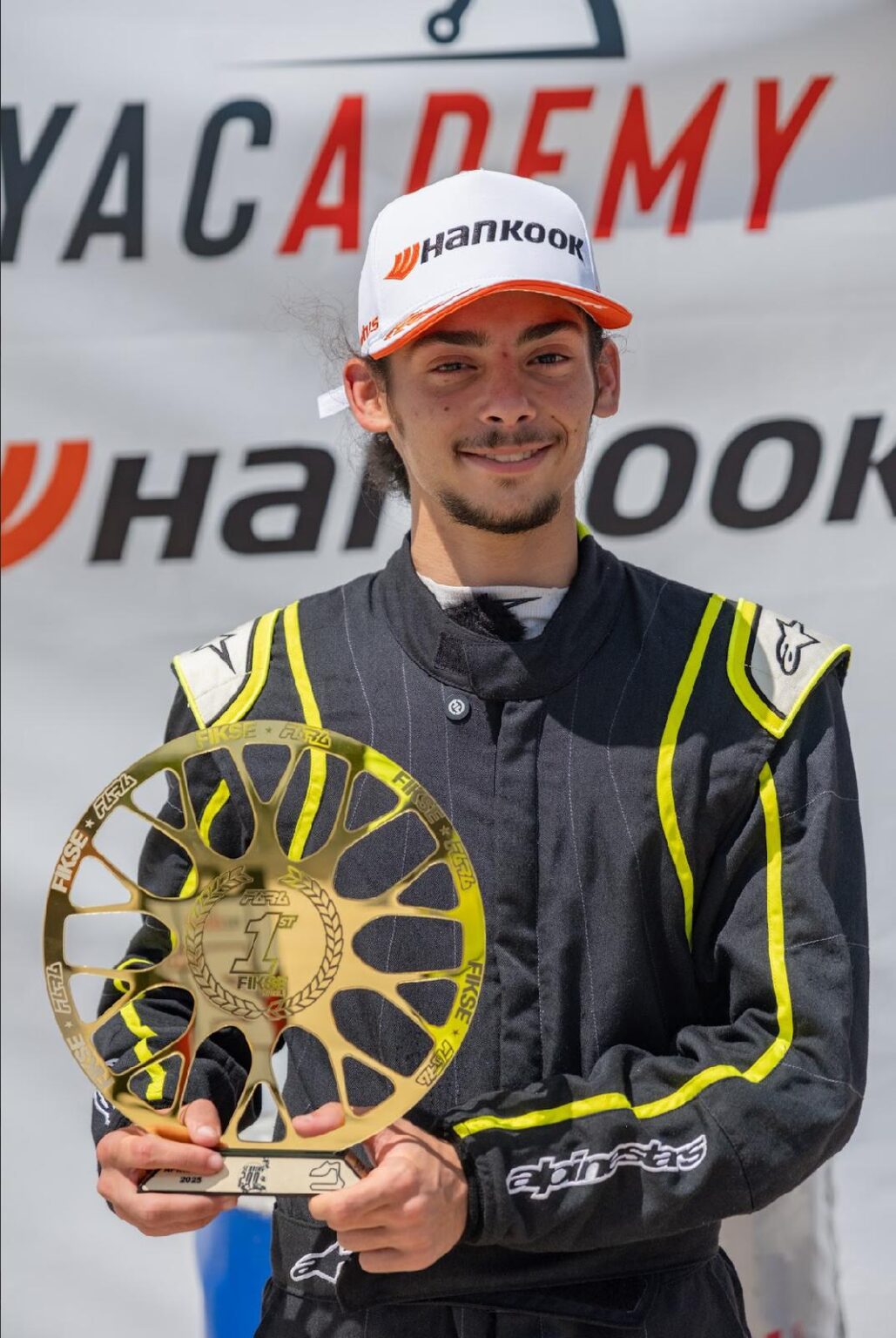 Victor Couto é campeão em Sebring aos 17 Victor Couto é campeão em Sebring aos 17