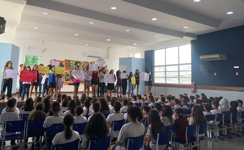 Projeto Cria lança Oficinas Artísticas para impactar mais de 1.200 crianças e jovens no Complexo do Caju