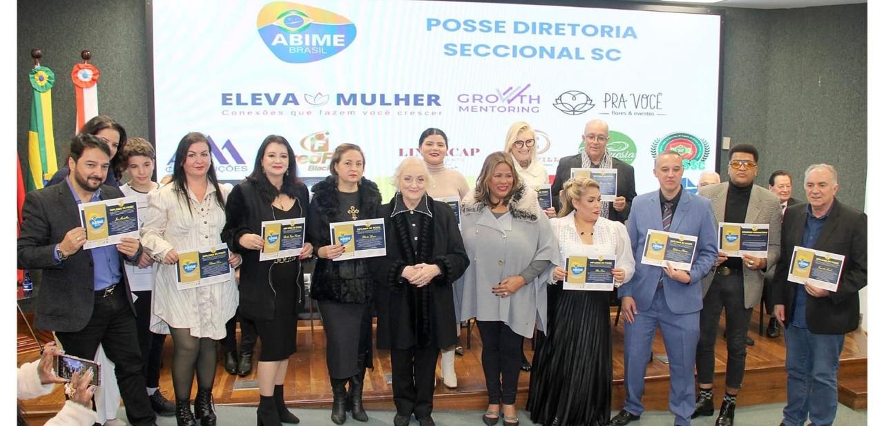 ABIME-SC realiza cerimônia de posse na Alesc com reforço ao protagonismo feminino na comunicação digital