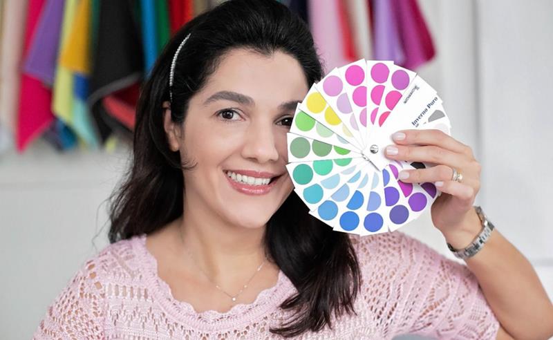 Coloração pessoal ganha destaque como ferramenta de autoconhecimento e autenticidade