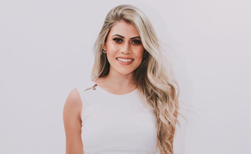 Psicóloga Poliane Oliveira Goulart Soares amplia atuação com atendimentos online e palestras sobre saúde mental