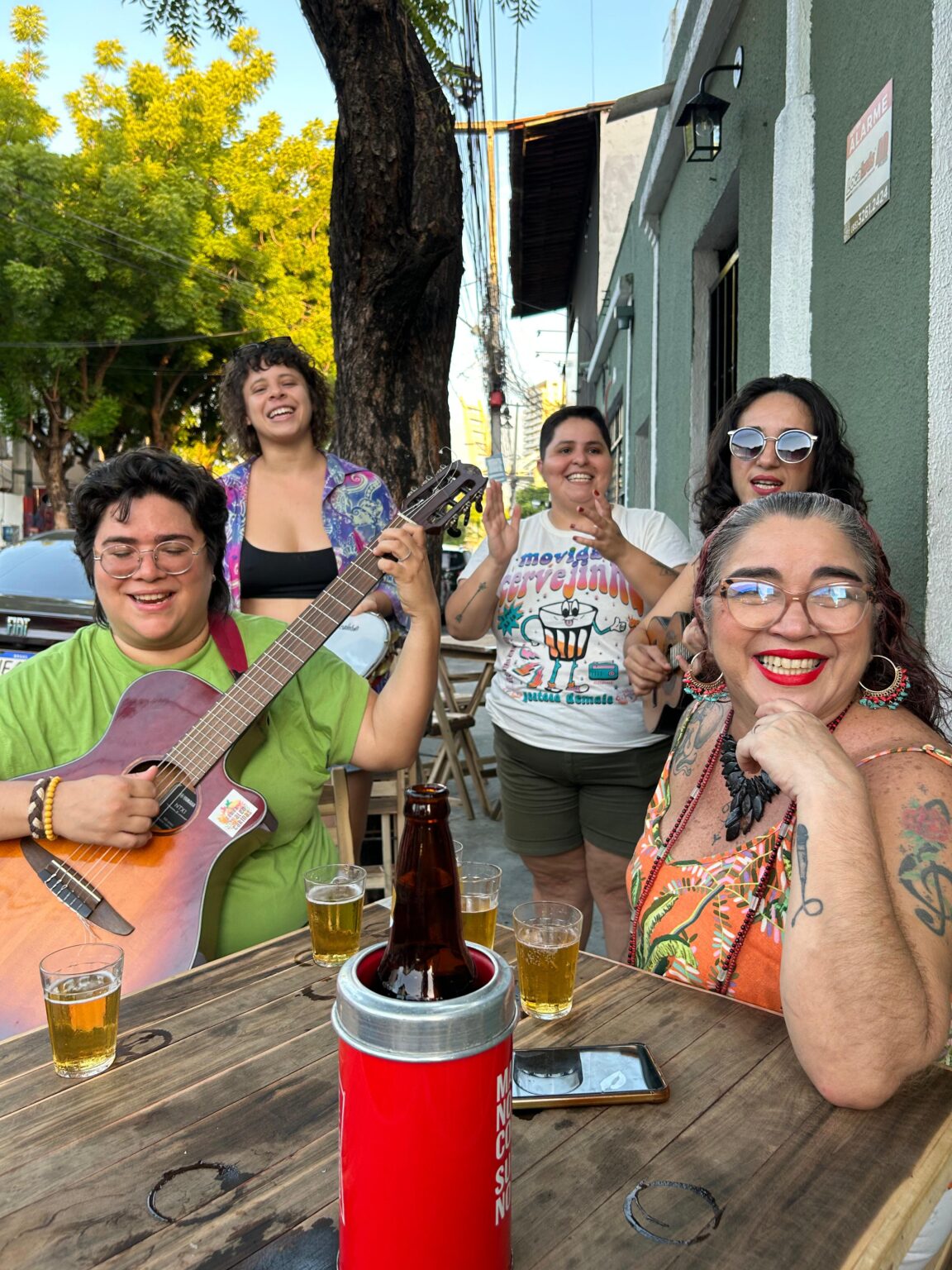 Samba das Alencarinas, Ercília Lima e Paulo Marinho fazem show no Mangangá Pub Fortaleza