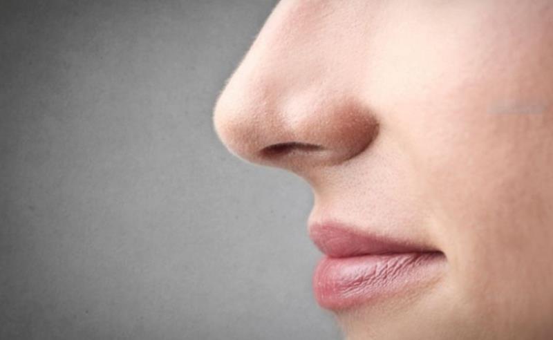 Enxerto de costela na rinoplastia: quando é indicado e como funciona o procedimento