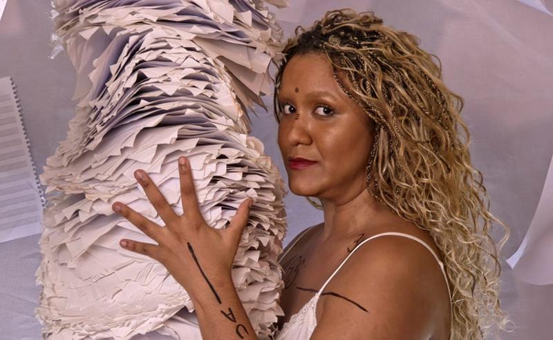 Luiza Loroza lança single duplo: “Copo D’Água + Trato”