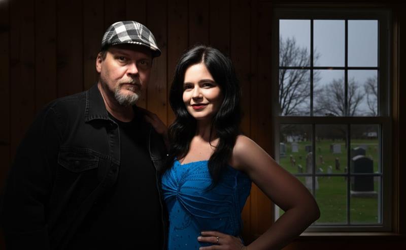 E se os mortos não estivessem assim tão mortos? “Jazigo Incandescente” estreia no Rio