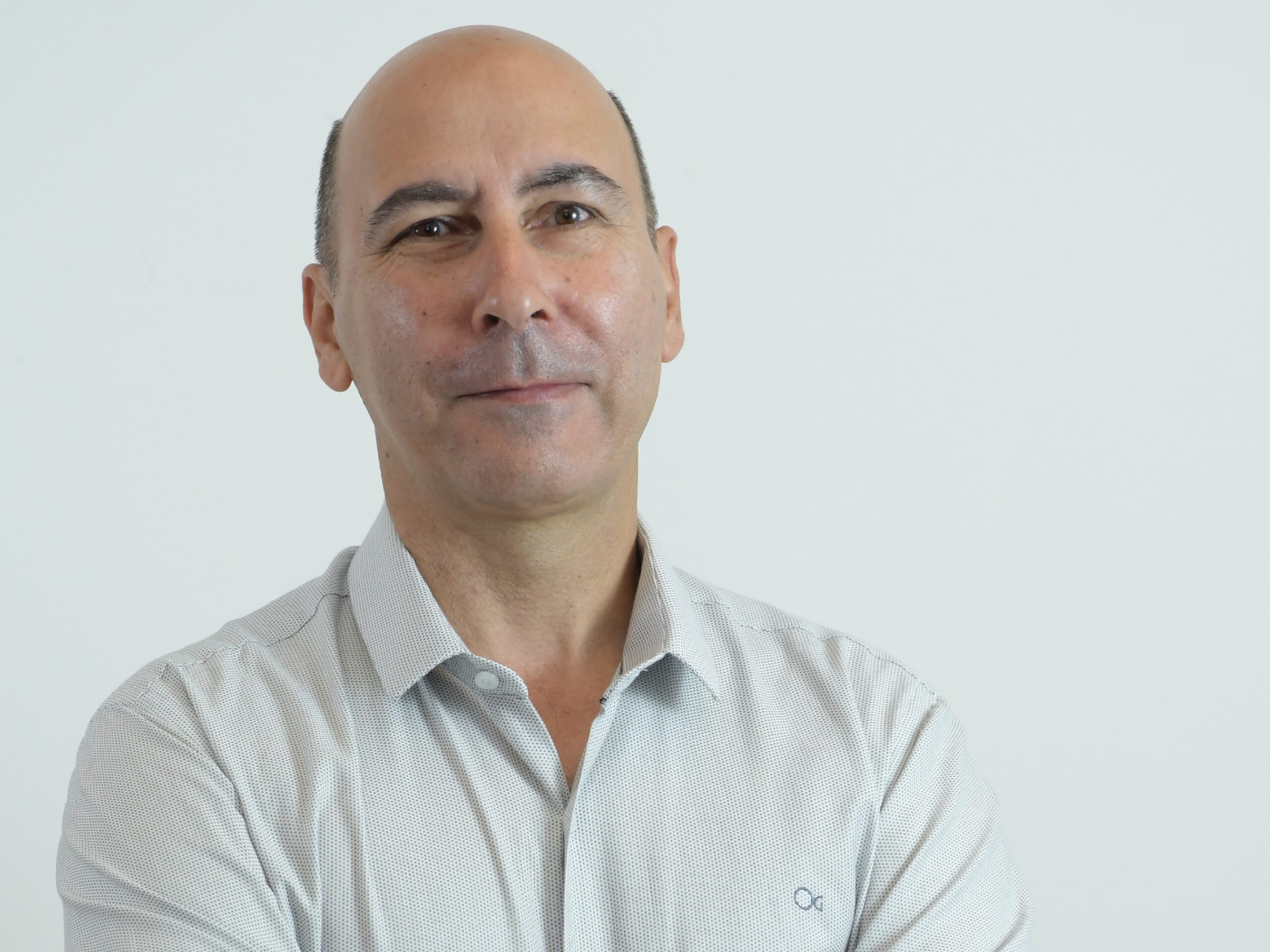 Showrooms de porcelanato nos EUA apostam em experiência física e grandes formatos