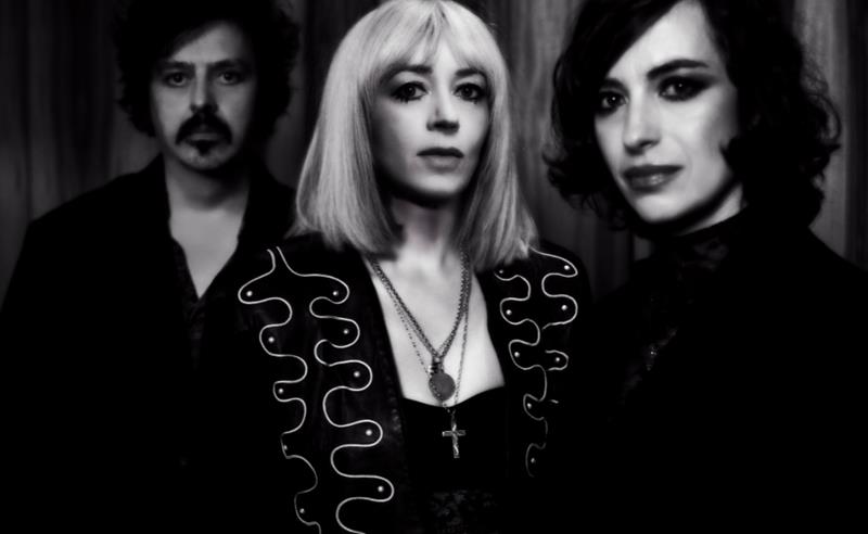 Ícones do electronic pop, Ladytron destacam sua melhor fase “witchy” na nova música e vídeo “A Death in London”