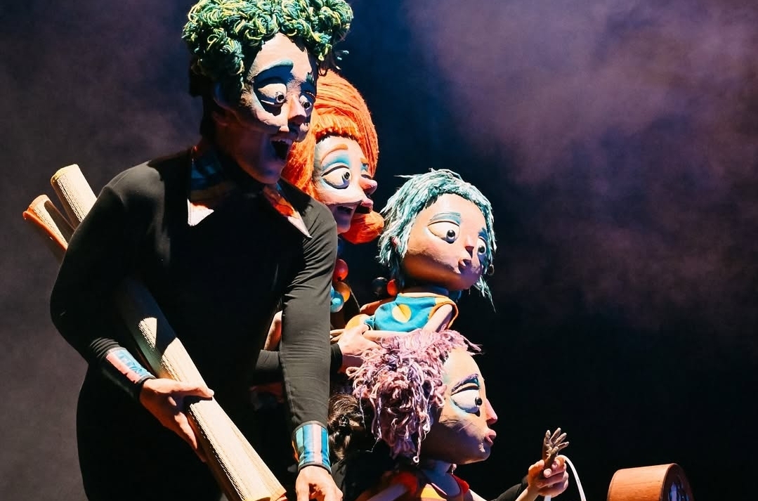 Caixa Cultural Fortaleza apresenta o espetáculo “Azul”, uma reflexão poética sobre neurodiversidade e convivência