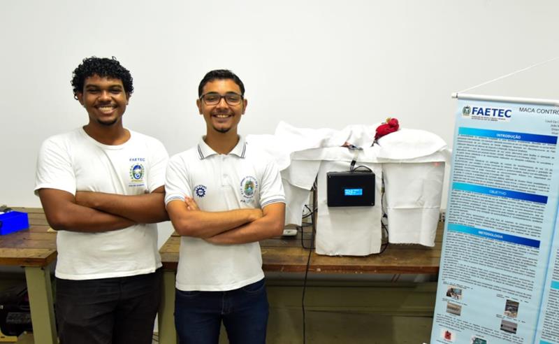 Maca Hospitalar projetada por alunos da Escola Técnica Henrique Lage é escolhida como melhor projeto do Estado do Rio de Janeiro e  terceiro lugar nacional na Feira Brasileira de Ciências e Engenharia