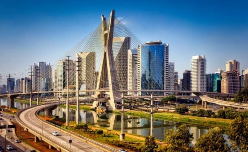 Abrir empresa em São Paulo nunca foi tão fácil; Sobreviver é o desafio