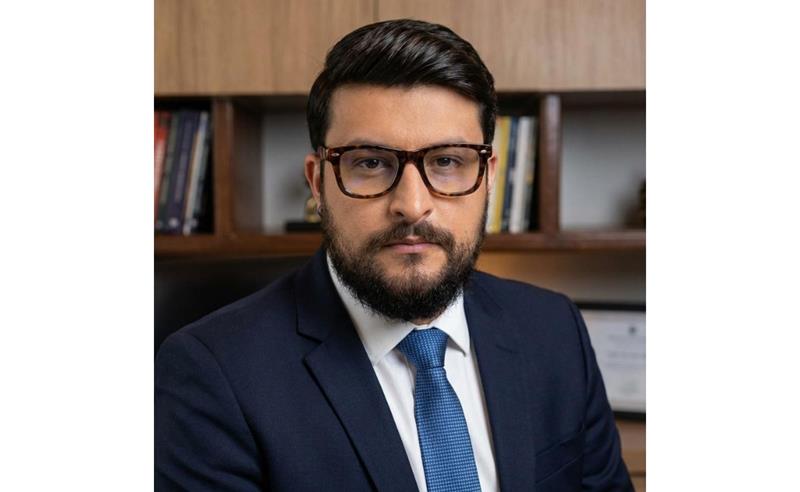 Psicanalista Danilo Mattos alerta para a perda de identidade em relações emocionalmente abusivas