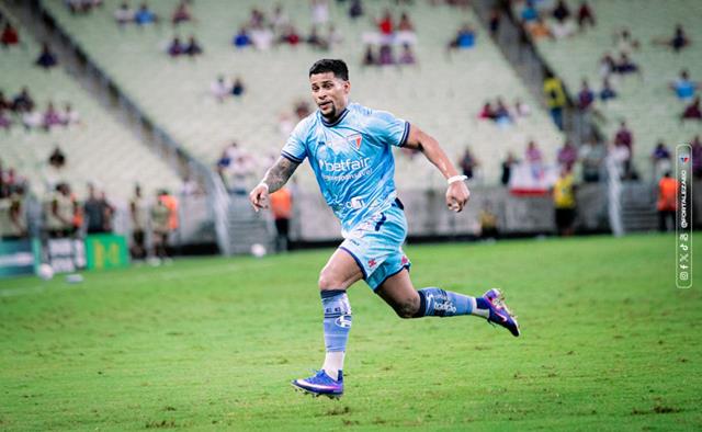 Mailton, do Fortaleza, projeta duelo decisivo fora de casa e garante dedicação total pela vaga na final da Copa do Nordeste