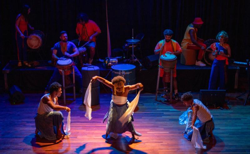 Trupe Benkady encerra celebração de 15 anos com última apresentação gratuita de “Berimbaiaço” em São Paulo