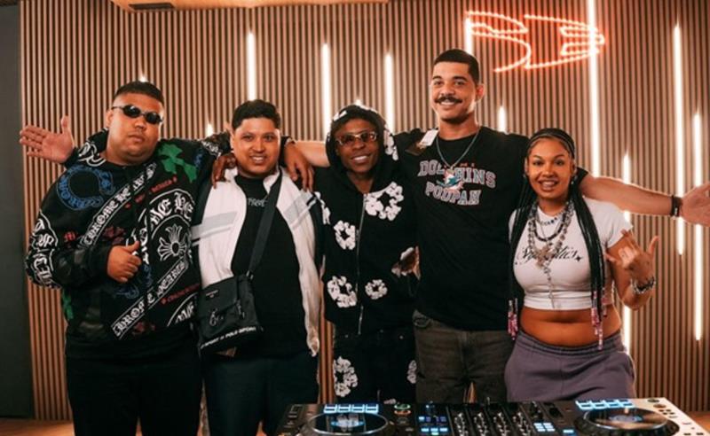 MC GP, Kalleo Drake, Menó K e LAI$ROSA são os convidados do Mu540, no BASE, na Podpah Records
