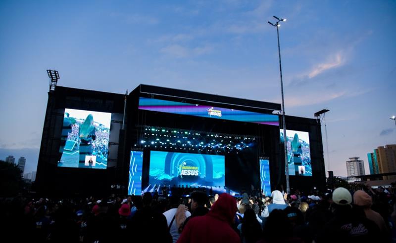 Marcha para Jesus 2026: Bastidores de um gigante que movimenta 3 milhões de pessoas e impulsiona o turismo religioso em São Paulo