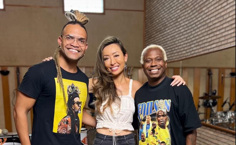 Qymira grava música para a Copa do Mundo com Timbalada e Edílson Capetinha