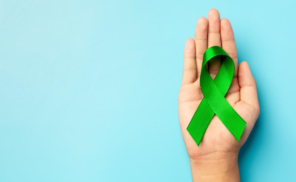 Julho Verde alerta para o câncer de cabeça e pescoço e reforça o papel da Fonoaudiologia na recuperação de funções essenciais