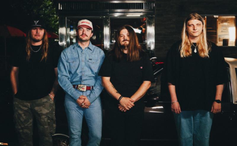 Dexter and The Moonrocks lança novo single, “It’s A Lot”