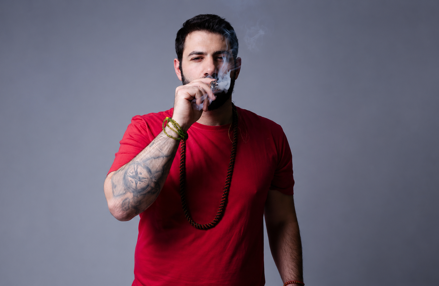 O que é o ebó? Bàbá Exu – Ranier Gulusian explica ritual de troca e equilíbrio espiritual