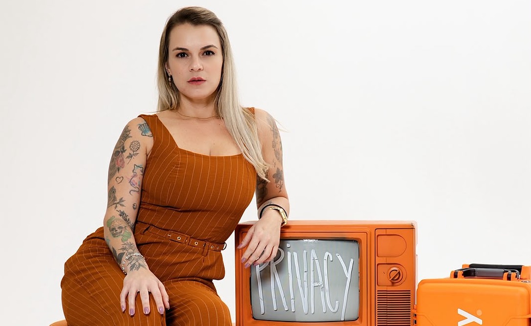 Marcela Loah celebra sucesso de vendas no Privacy