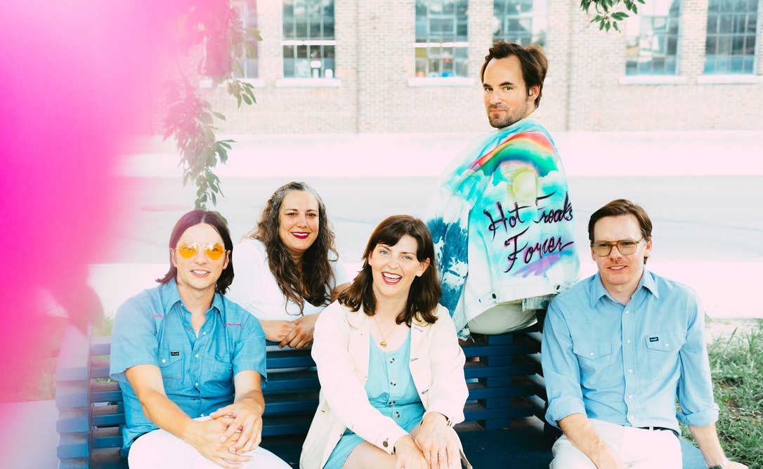 Grupo indie pop Hot Freaks lança o novo álbum ‘Soft Body’